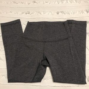 Lululemon Wonder Under Size 4